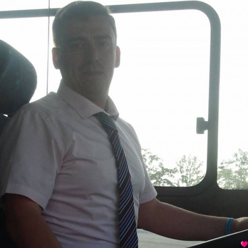 Photo de jbatistama, Homme 44 ans, de Saint-Pierre-Montlimart Pays-de-la-Loire
