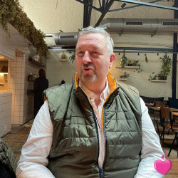 Photo de Tan, Homme 58 ans, de Lille Nord-Pas-de-Calais