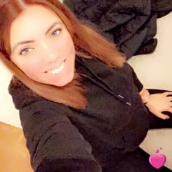 Foto de Oliveira, Mulher 29 anos, de Tremblay-en-France Île-de-France