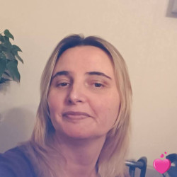 Photo de Cisabelle, Femme 47 ans, de Aubergenville Île-de-France