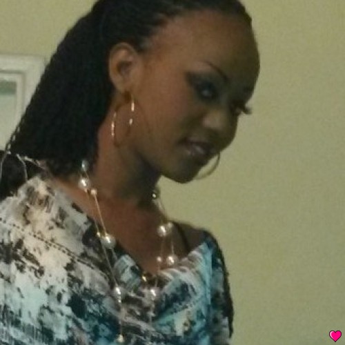 Photo de karina23, Femme 33 ans, de Abbéville-la-Rivière Île-de-France
