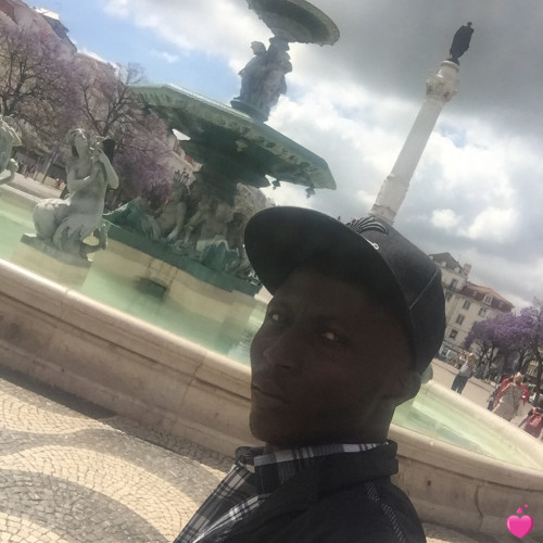 Photo de Bamoussa94, Homme 32 ans, de Lisbonne Région de Lisbonne (Lisboa)