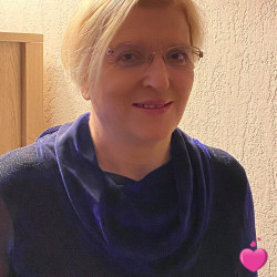 Photo de Oceane, Femme 59 ans, de Paris Île-de-France