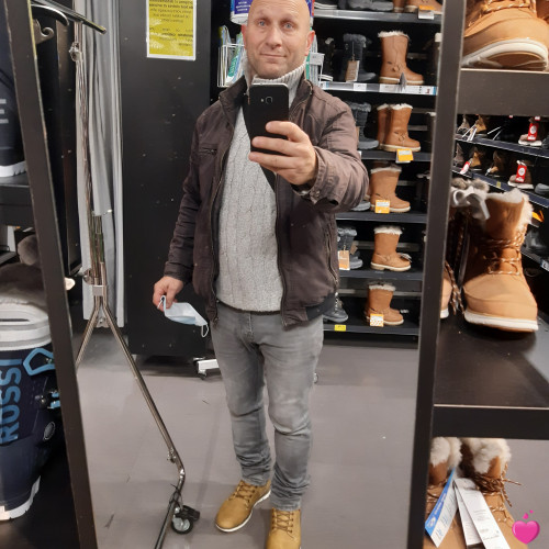 Photo de Mindo, Homme 53 ans, de Ercé-en-Lamée Bretagne