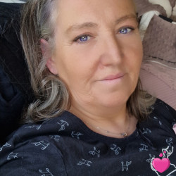 Photo de France78, Femme 48 ans, de Versailles Île-de-France