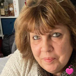 Photo de Nuria, Femme 65 ans, de Juvisy-sur-Orge Île-de-France