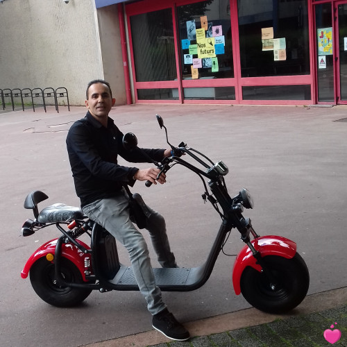 Photo de sofiane025, Homme 55 ans, de Besançon Franche-Comté