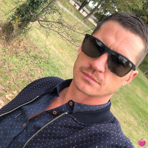 Photo de jamesjeremy, Homme 43 ans, de Villeneuve-sur-Lot Aquitaine