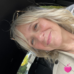 Photo de Isamildred, Femme 60 ans, de Palaiseau Île-de-France