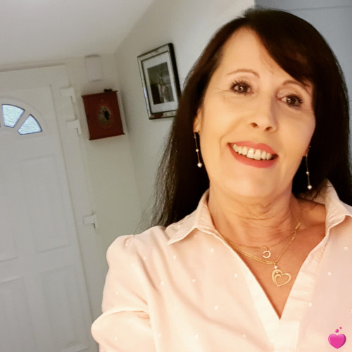 Photo de Ermezinda, Femme 64 ans, de Bordeaux Aquitaine