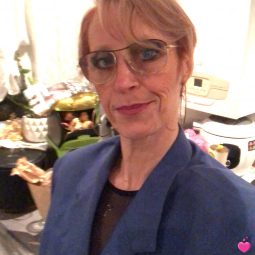 Photo de bettycleve, Femme 55 ans, de Maubeuge Nord-Pas-de-Calais