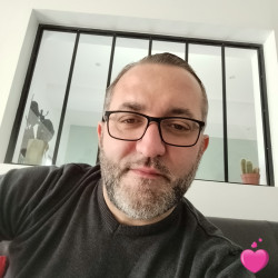 Photo de silvervic, Homme 48 ans, de Les Pavillons-sous-Bois Île-de-France